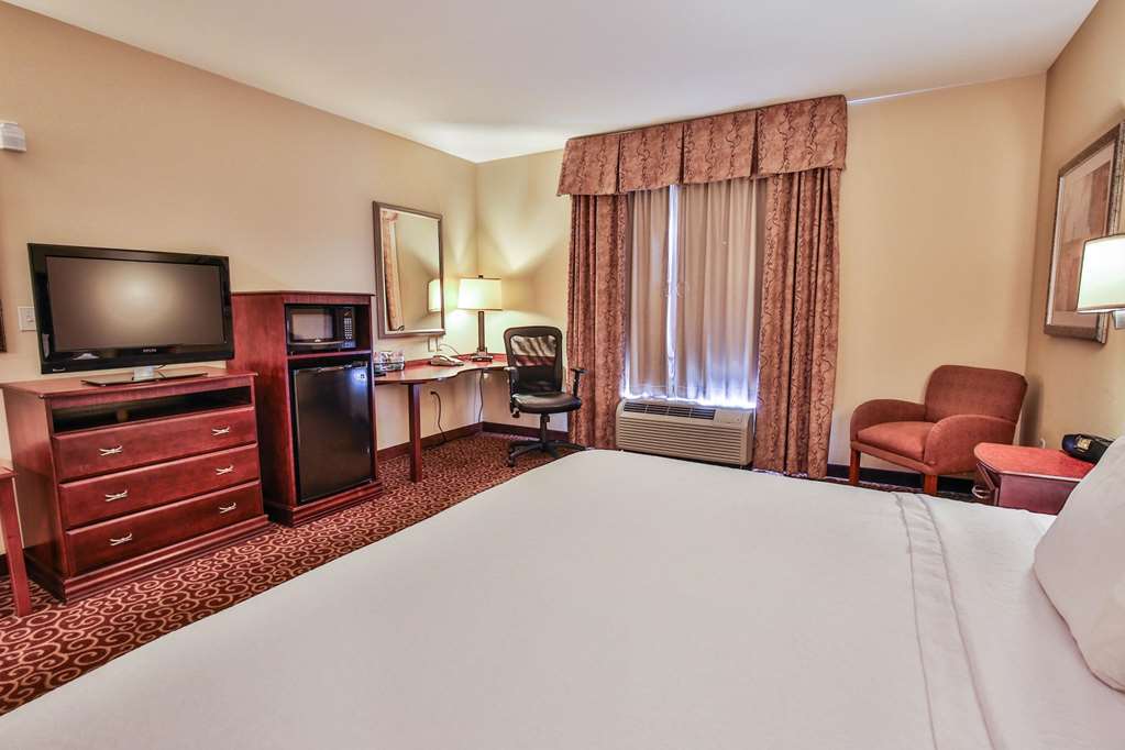 Hampton & - South Hotel Oklahoma City